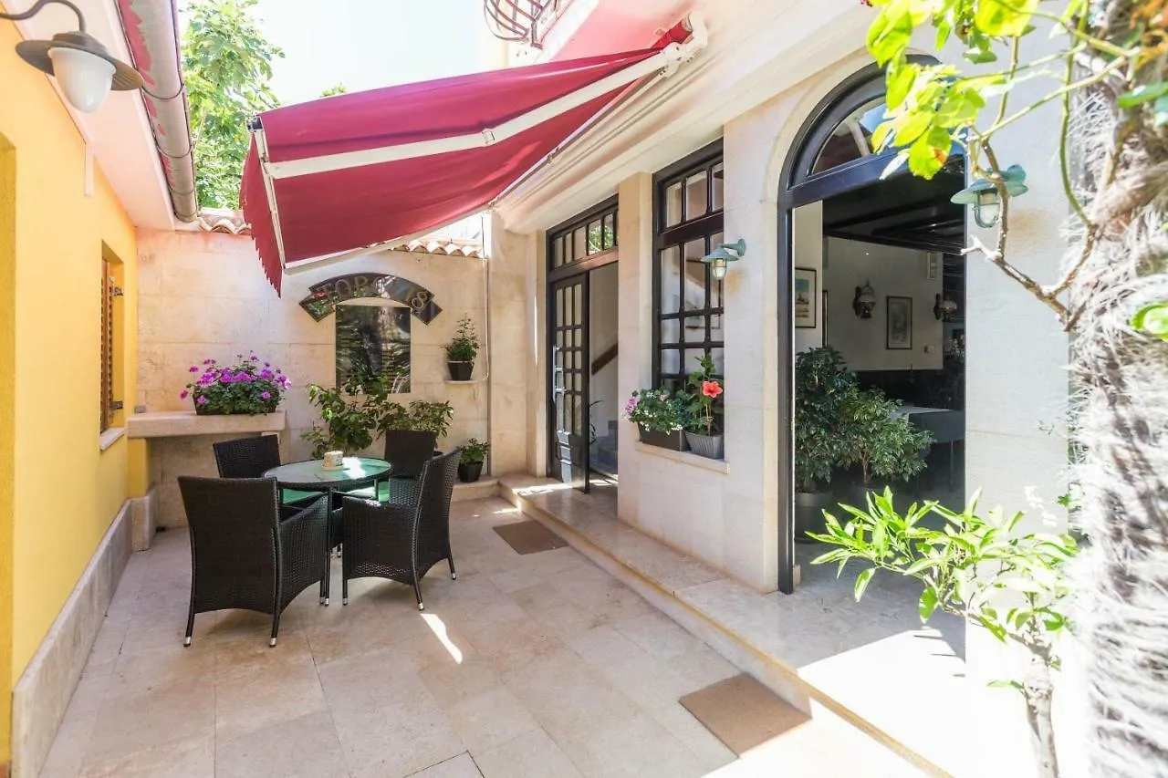 ***  Guest House Torci 18 Novigrad Croatia